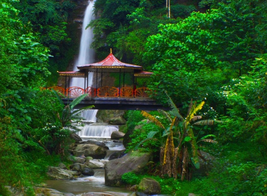 BanJhakri Falls